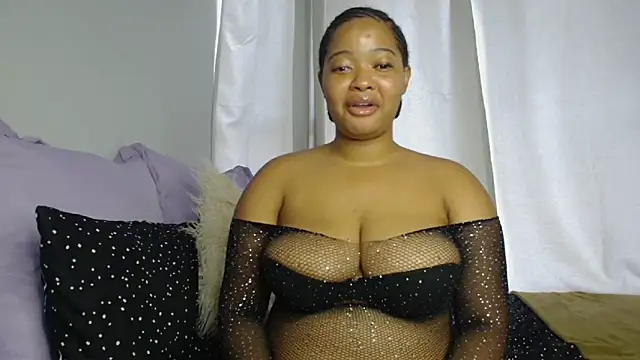 sexytinashe21 online show from February 25, 2025, 2:26 pm