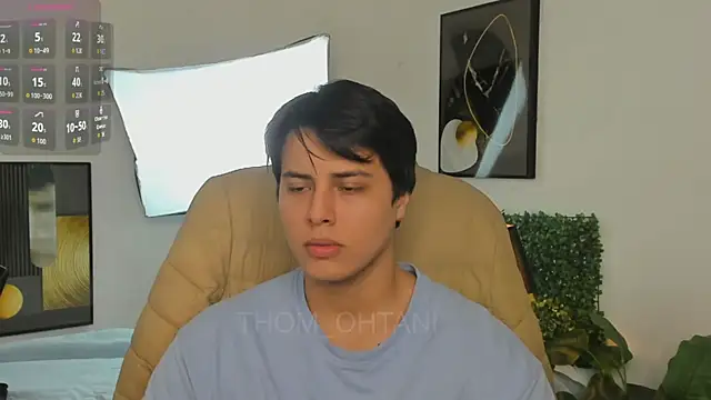 Snapshot of Thom_Ohtani chatting on April 21, 2026, 1:07 am Thom Ohtani online show from April 21, 2026, 1:07 am