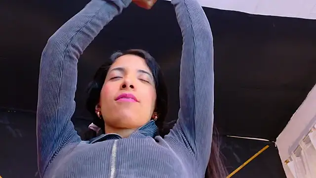 amabel zambrano online show from January 7, 2026, 10:42 am