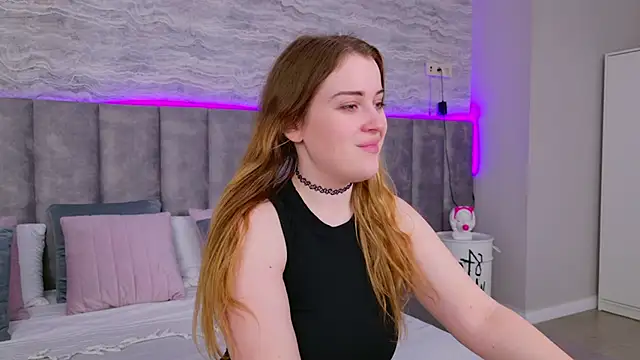 EllieGarson online show from March 18, 2025, 5:12 pm