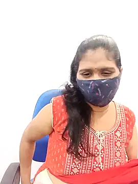 Lucky-Deepthi online show from February 16, 2025, 6:10 pm