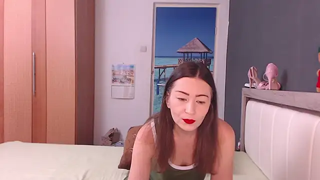 evafromheaven online show from November 27, 2025, 6:47 am