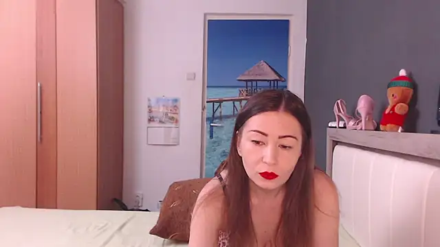 evafromheaven online show from April 19, 2026, 5:52 am