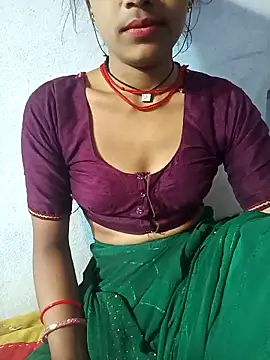 Amaya Bajwa online show from March 17, 2025, 3:07 pm