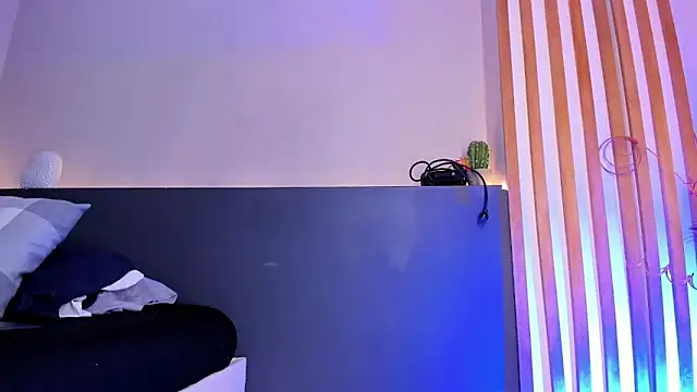 sara  jones gh online show from September 22, 2025, 11:27 am