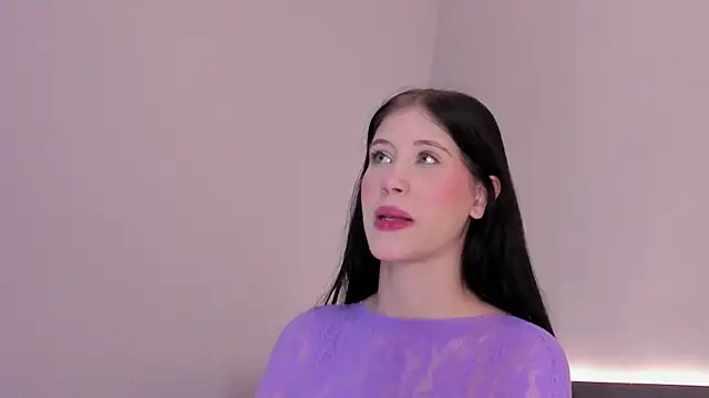 sara  jones gh online show from February 17, 2026, 7:33 pm