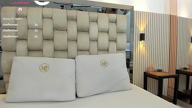 ashlyn parker online show from March 15, 2025, 8:21 pm