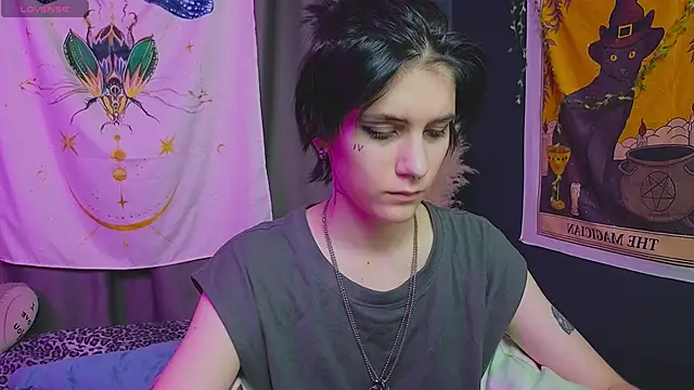 Snapshot of Hyeon_Jin chatting on January 22, 2025, 1:42 am Hyeon Jin online show from January 22, 2025, 1:42 am