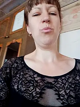 Calibers2932 online show from September 14, 2025, 8:15 am