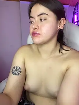 Snapshot of Camila_pinkk chatting on April 10, 2026, 1:51 pm Camila pinkk online show from April 10, 2026, 1:51 pm