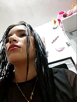 the queen of street online show from September 21, 2025, 7:08 pm