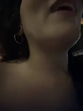 Snapshot of the_queen_of_street chatting on March 1, 2026, 2:33 am the queen of street online show from March 1, 2026, 2:33 am