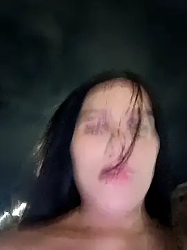 the queen of street online show from November 16, 2025, 1:54 am