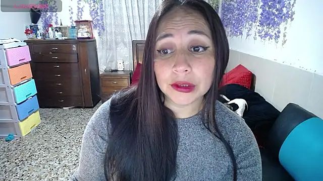 maryrose 03 online show from February 5, 2025, 8:35 pm