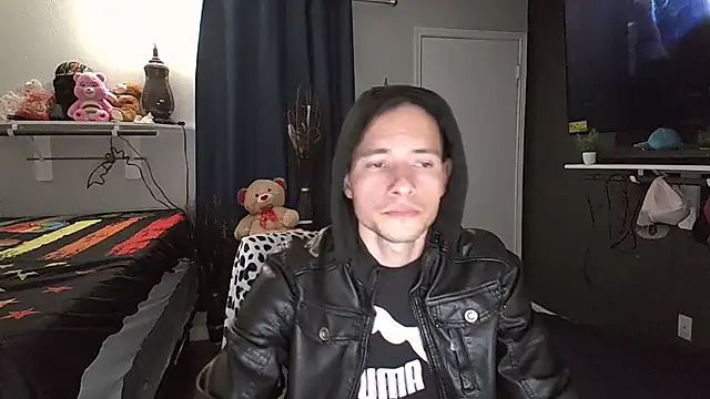 azzel19 online show from January 10, 2025, 10:46 pm