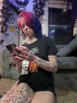trashbrat online show from May 24, 2026, 9:31 am