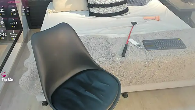 Blue Angell online show from March 8, 2025, 11:39 pm