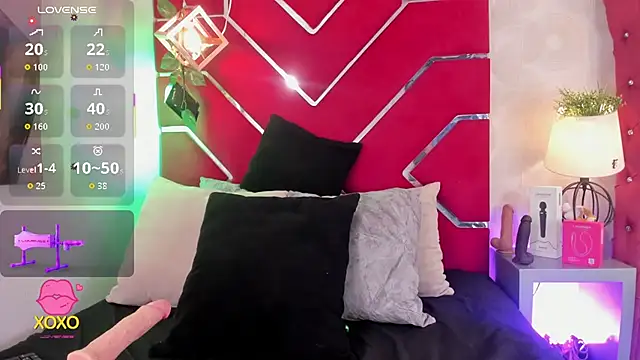 VeronicaOlson  online show from October 11, 2025, 4:02 am