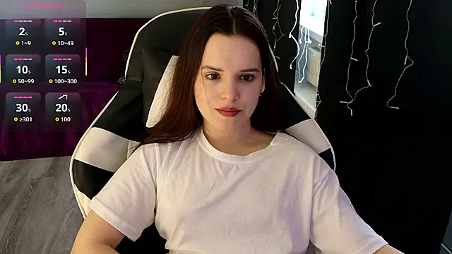 Snapshot of Harleen_Moore chatting on May 28, 2026, 5:04 am Harleen Moore online show from May 28, 2026, 5:04 am