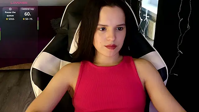 Harleen Moore online show from July 25, 2026, 5:04 am