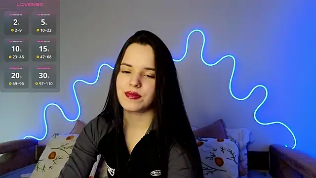 Harleen Moore online show from March 18, 2025, 8:05 pm