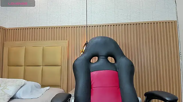 FLEURGRECO online show from February 11, 2026, 1:33 pm