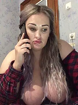 VikiiStoun online show from November 3, 2025, 3:26 pm