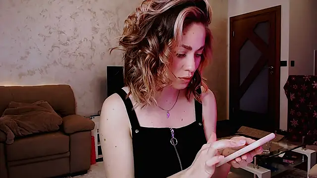 Snapshot of Eroticgiftxxx chatting on February 24, 2025, 1:42 pm Eroticgiftxxx online show from February 24, 2025, 1:42 pm