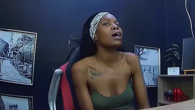 Ebonydivaxxx online show from September 16, 2025, 6:47 am