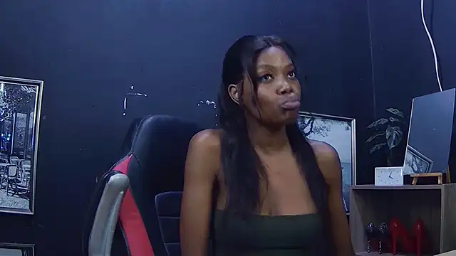 Ebonydivaxxx online show from September 25, 2025, 7:36 am