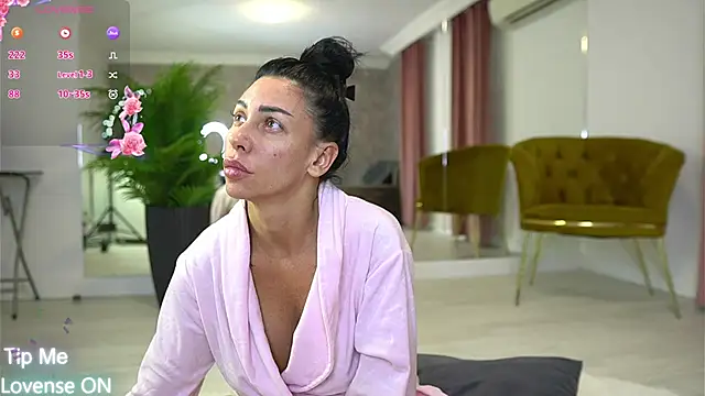 MyaBlack online show from September 17, 2025, 3:19 am