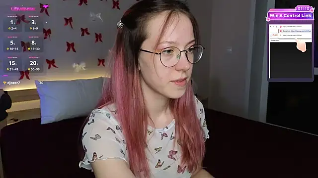 MaryBliss online show from March 4, 2025, 11:32 pm