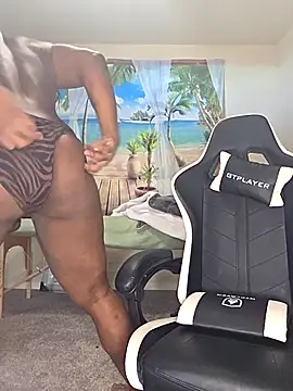 Naughtyhands242 online show from November 30, 2025, 5:14 pm