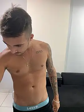 Snapshot of carvalhofelipe chatting on February 28, 2025, 10:28 pm carvalhofelipe online show from February 28, 2025, 10:28 pm