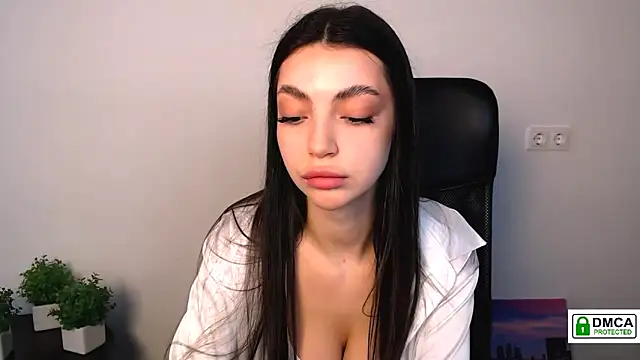 Lexi Jous online show from September 24, 2025, 12:44 pm