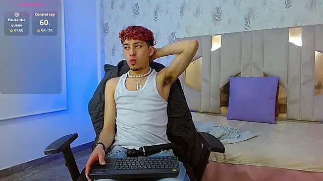 Axel tay online show from September 25, 2025, 3:23 am