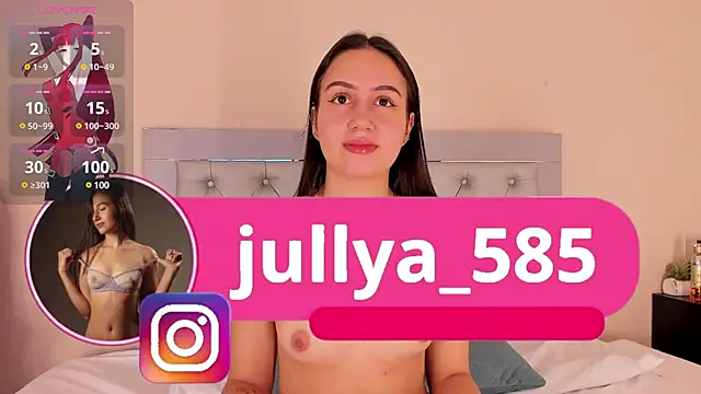 Snapshot of Jullya_x chatting on March 8, 2025, 12:09 pm Jullya x online show from March 8, 2025, 12:09 pm