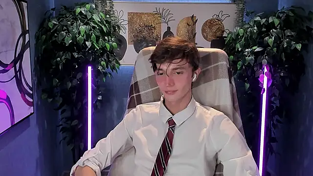 John Weasley online show from September 14, 2025, 8:26 am