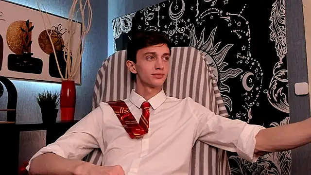 John Weasley online show from January 9, 2025, 3:04 am