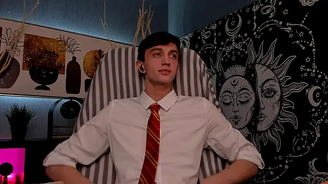 John Weasley online show from January 8, 2025, 9:01 pm