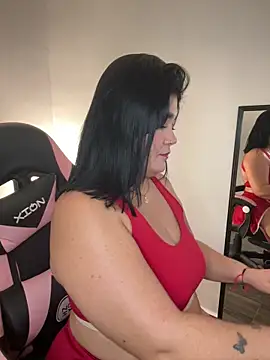 Snapshot of karla_hotgirl chatting on December 18, 2025, 2:16 am karla hotgirl online show from December 18, 2025, 2:16 am