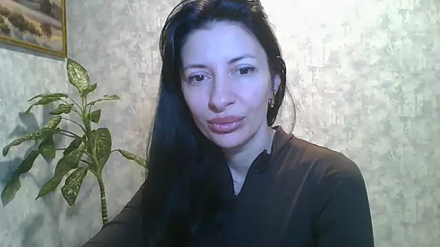 LissaBlossom online show from April 13, 2026, 3:54 am