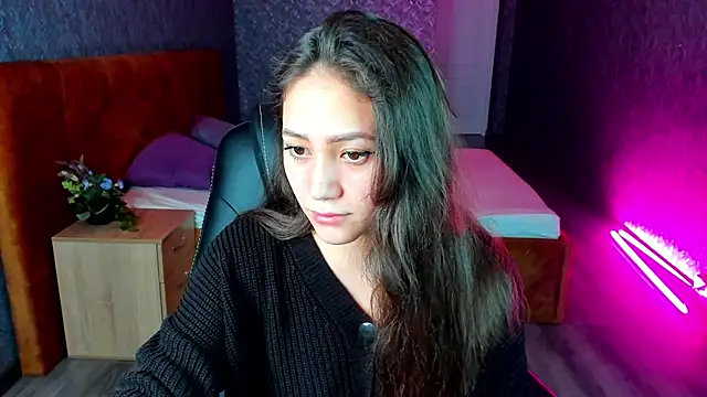 Bellalovesss online show from January 17, 2025, 5:53 am