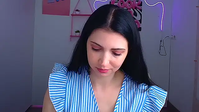Snapshot of Amalia_amor chatting on June 18, 2026, 11:26 am Amalia amor online show from June 18, 2026, 11:26 am