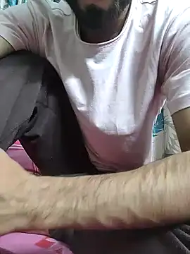 Snapshot of TOPMOON001 chatting on December 14, 2025, 7:08 pm TOPMOON001 online show from December 14, 2025, 7:08 pm