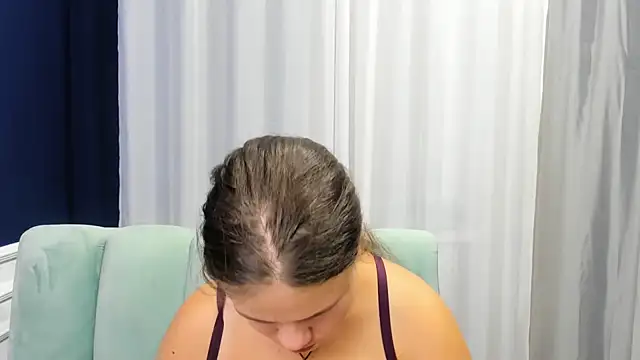 AdeleCruz online show from September 10, 2025, 12:04 pm