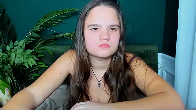 AdeleCruz online show from February 28, 2026, 1:11 pm