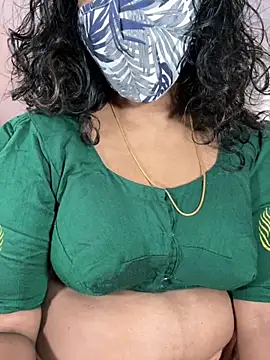 ArathyNambyarMallu online show from September 24, 2025, 3:40 pm