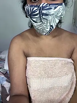 ArathyNambyarMallu online show from September 26, 2025, 5:20 pm