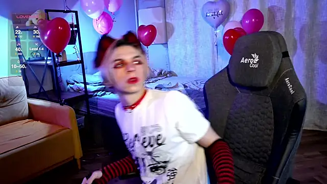 leon yuugen online show from February 13, 2025, 2:20 pm